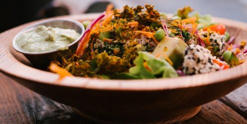 Salade végétarienne de printemps